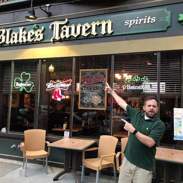 Foto tirada no(a) Blake&#39;s Tavern por Blake T. em 8/3/2017