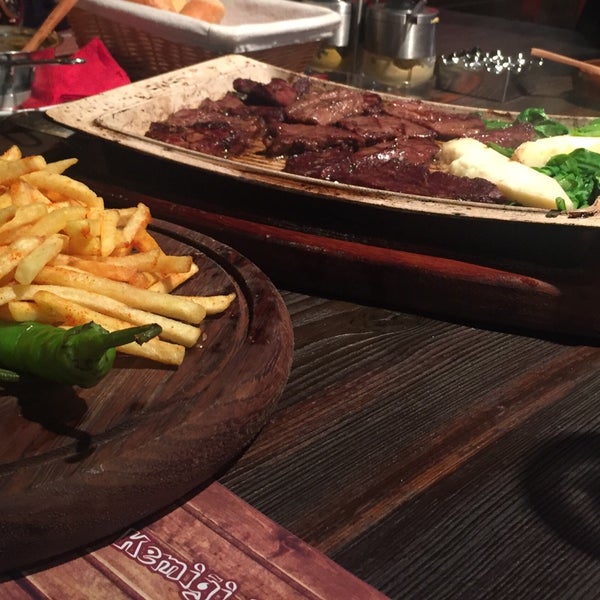 Photo taken at Nişet Steakhouse &amp; Lounge by Mehmet Akif A. on 10/4/2015