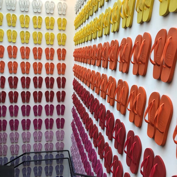 Havaianas sales store ipanema