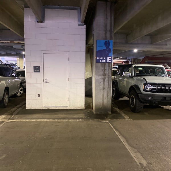 Passenger Pickup East Travel and Transportation in Denver International Airport