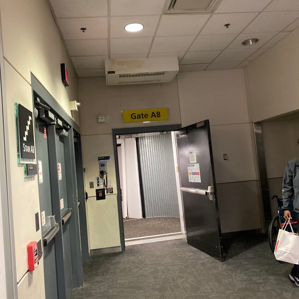Gate A8 - Airport Gate