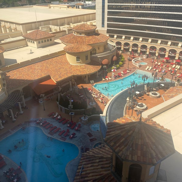 6/27/2021 tarihinde Mary N.ziyaretçi tarafından Peppermill Resort Spa Casino'de çekilen fotoğraf