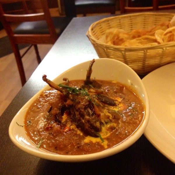 รูปภาพถ่ายที่ Tanjore: South Indian Restaurant โดย Kahani เมื่อ 3/30/2014