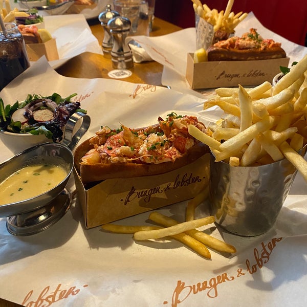 Foto tomada en Burger &amp; Lobster  por NMR el 3/10/2022