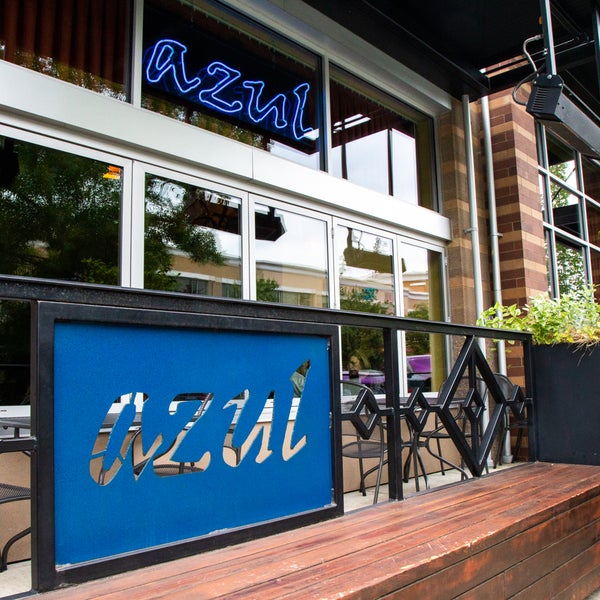 Das Foto wurde bei Azul Restaurant &amp; Lounge von Azul Restaurant &amp; Lounge am 7/16/2018 aufgenommen