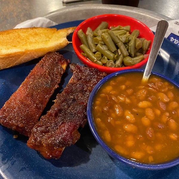 Bandana's BBQ Rolla BBQ Joint