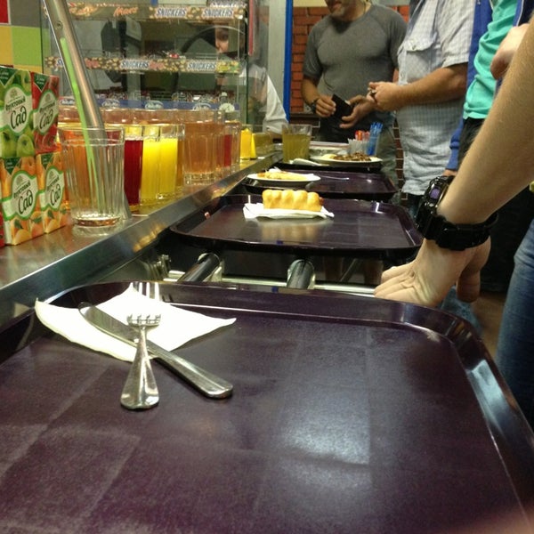 Кафе спорт тверь. Экстрим ресторан Москва. Столовая Смольного. Фуд Гурман Беслан. Кафе в ТЦ экстрим.