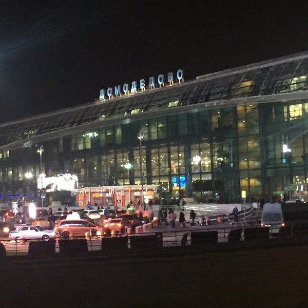 1/4/2016 tarihinde Александр Ш.ziyaretçi tarafından Domodedovo International Airport (DME)'de çekilen fotoğraf