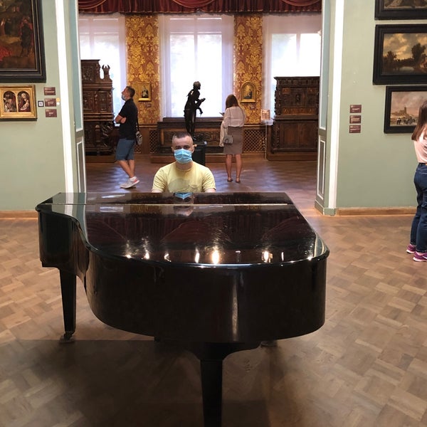 Photo taken at The Bohdan and Varvara Khanenko Museum of Arts by Mary R. on 9/12/2021
