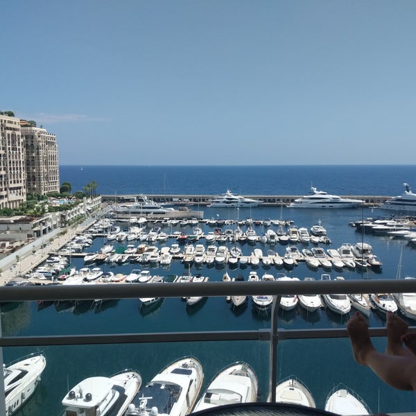 Foto tirada no(a) Riviera Marriott Hotel La Porte de Monaco por Gabriel L. em 7/6/2018