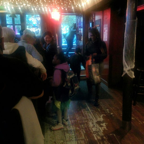 Photo taken at O&#39;Hanlon&#39;s Bar by Gabriel L. on 10/31/2014