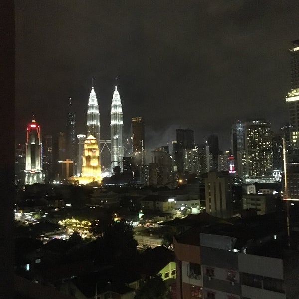 Снимок сделан в Kuala Lumpur International Hotel пользователем One-Niey K. 12/31/2017