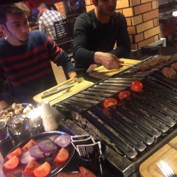 Photo taken at Barbeque Time Mangalbaşı Restaurant by 𝙰𝙶 on 3/13/2016