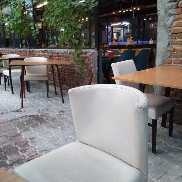 รูปภาพถ่ายที่ Ricco Restaurant &amp; Cafe โดย ERZURUM DADAŞ . เมื่อ 7/20/2018