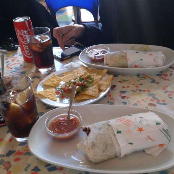 Das Foto wurde bei Café Chapultepec von Mari Carmen G. am 2/20/2014 aufgenommen