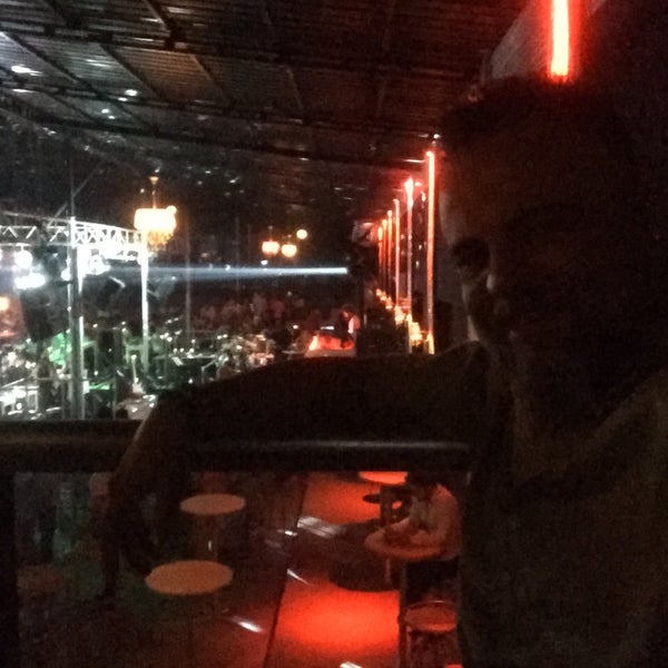 6/22/2019 tarihinde Nurı U.ziyaretçi tarafından Metin Cocktail Club'de çekilen fotoğraf