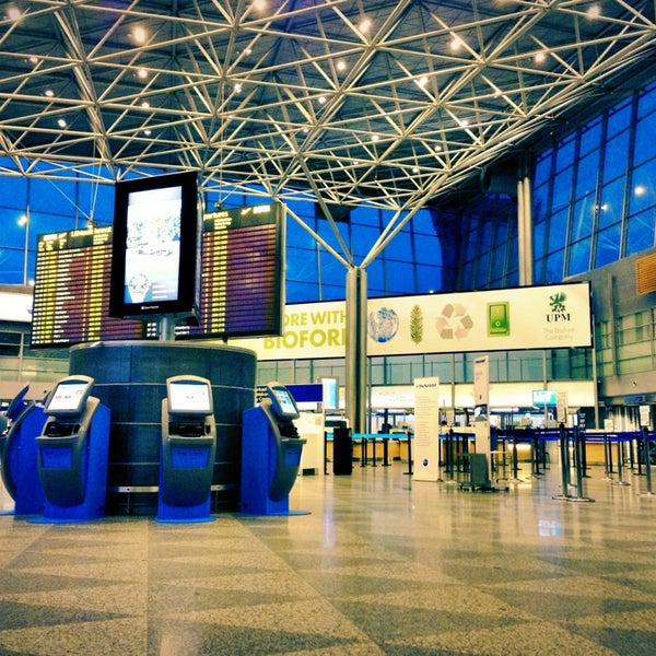 Helsinki Airport (HEL) - Airport in Lentokenttä