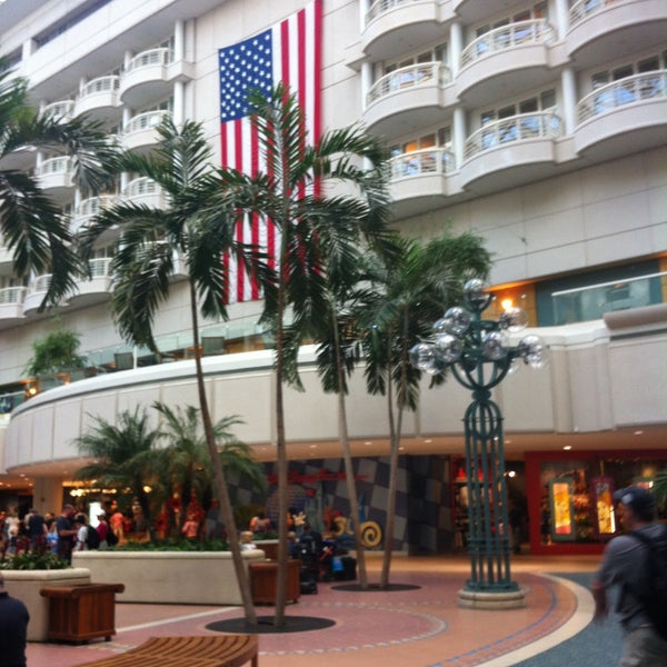 6/1/2013 tarihinde Grace O.ziyaretçi tarafından Orlando International Airport (MCO)'de çekilen fotoğraf