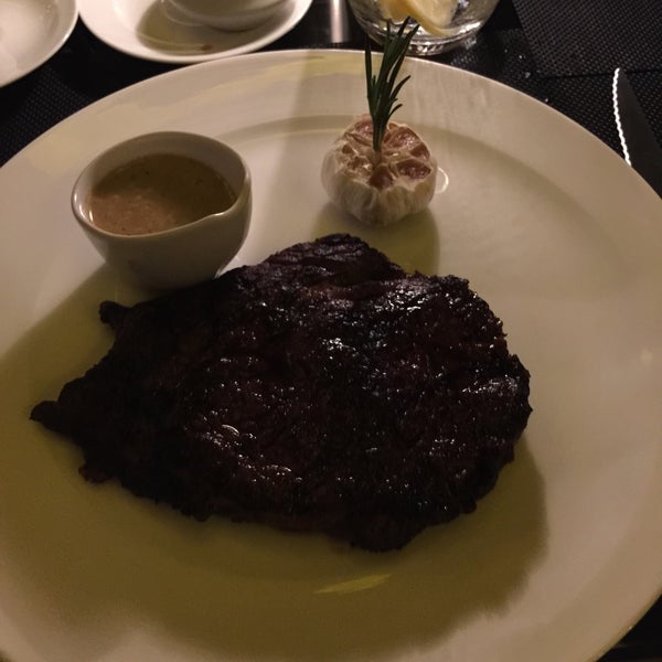 Photo taken at Boa Steakhouse Abu Dhabi by Hamad H. on 1/16/2015