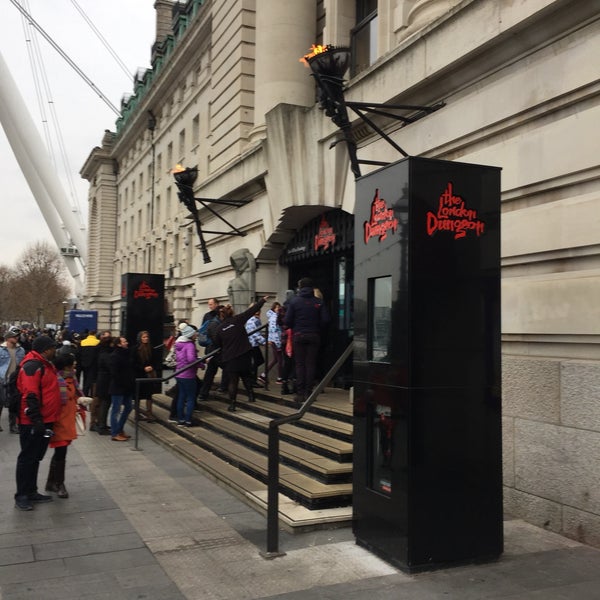 Photo taken at The London Dungeon by Hamad H. on 12/15/2018