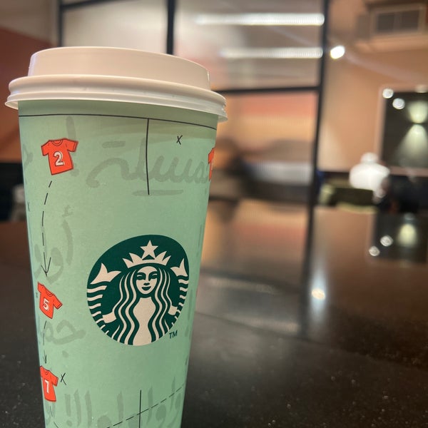 2/26/2023 tarihinde عبداللهziyaretçi tarafından Starbucks (ستاربكس)'de çekilen fotoğraf