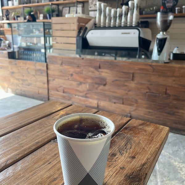 Photo taken at Ounce Coffee &amp; Roastery by 🦒 on 1/29/2024