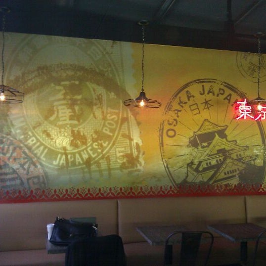 รูปภาพถ่ายที่ Tokio Pub โดย Todor K. เมื่อ 5/11/2011