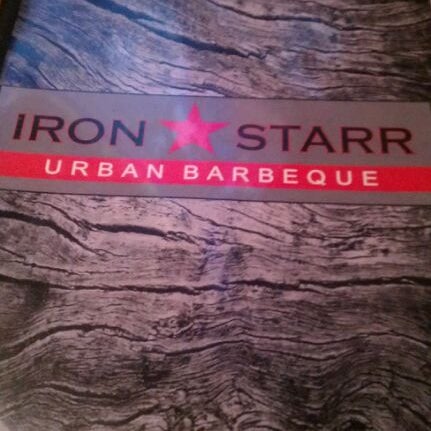 Foto tirada no(a) Iron Star Urban BBQ por Millz L. em 9/6/2011