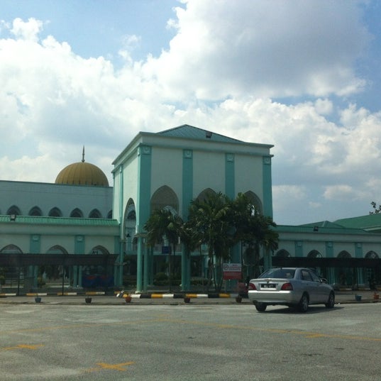Al indah masjid azim pandan