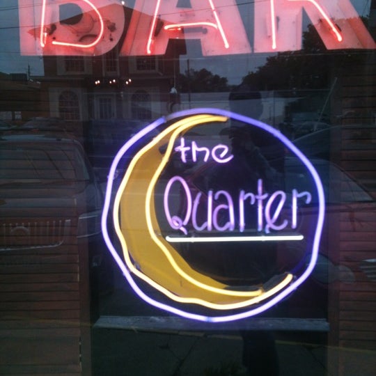 Снимок сделан в The Quarter Bar пользователем Brad T. 6/5/2012