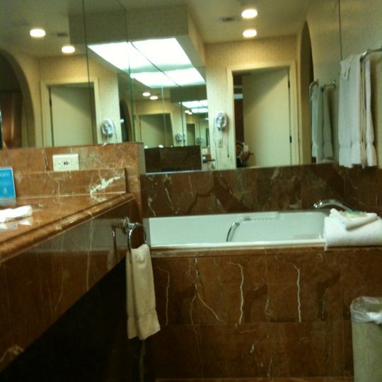 Love the 2 person jacuzzi tub, 3 sinks and separate shower in the master bath