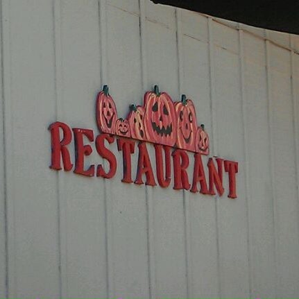 10/29/2011にSkeeter&#39;s T.がCowboy Bar &amp; Grillで撮った写真