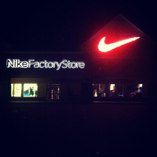 birch run reebok outlet store