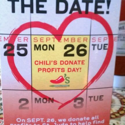 Photo taken at Chili&#39;s Grill &amp; Bar by Nicole S. on 9/12/2011