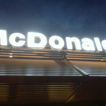 Снимок сделан в McDonald&#39;s пользователем Remco 9/3/2011