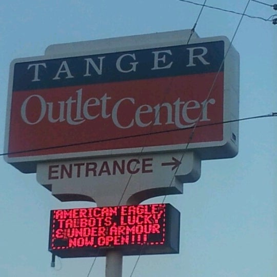 Photo taken at Tanger Outlet Locust Grove by S.d. D. on 6/24/2012