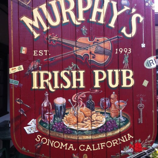 Foto tirada no(a) Murphy&#39;s Irish Pub por Graham L. em 3/10/2012
