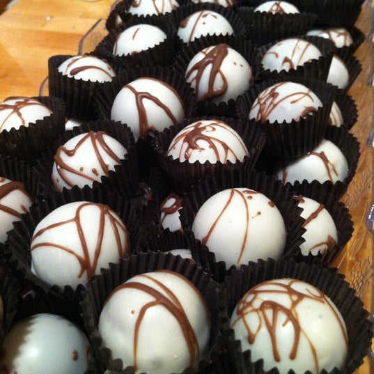 Photos At Cellar Door Chocolates Dessert Shop In Butchertown