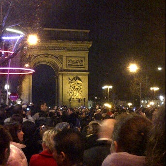 1/1/2012 tarihinde 3anoonziyaretçi tarafından Renaissance Paris Arc de Triomphe Hotel'de çekilen fotoğraf