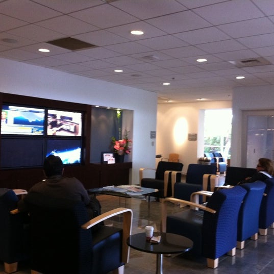 Guest lounge expansion looks great. Multiple TV screens, plenty of reading material, and free Starbucks coffee..