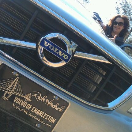 Foto diambil di Volvo of Charleston oleh Kelly G. pada 2/22/2012