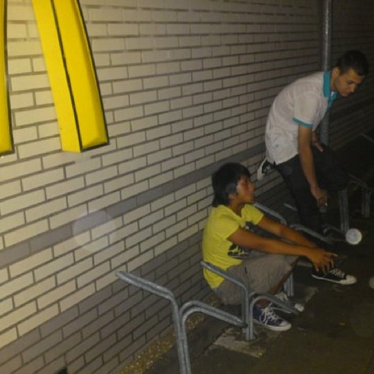 Photo taken at McDonald&#39;s by Aloys on 3/23/2011