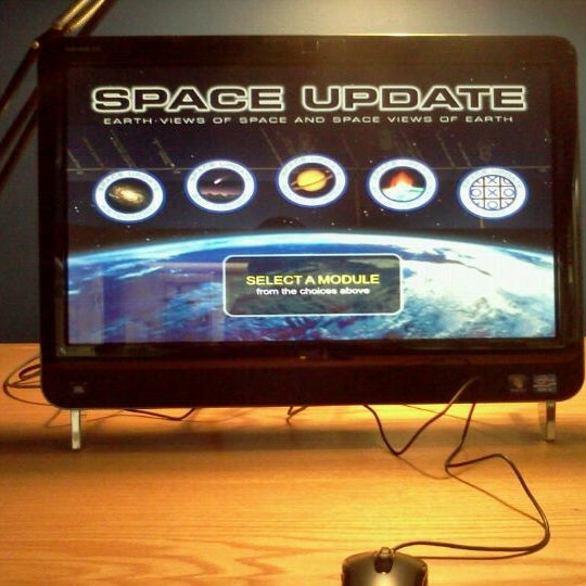 6/12/2012にJeff D.がTreworgy Planetariumで撮った写真