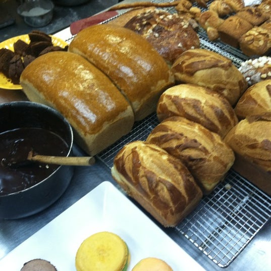 Photo taken at Hendrickx Belgian Bread Crafter by Andrea on 2/25/2012