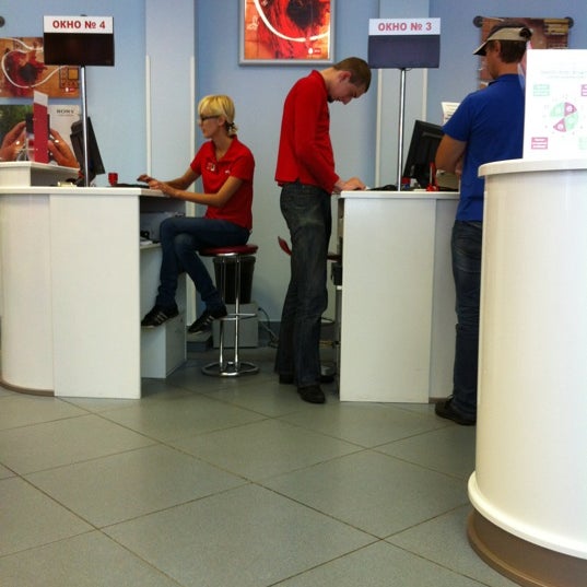 Салон сотовой связи мтс. Мтс алексеевская. Мтс алексеевка. Офис мтс. Мтс алексеевская.