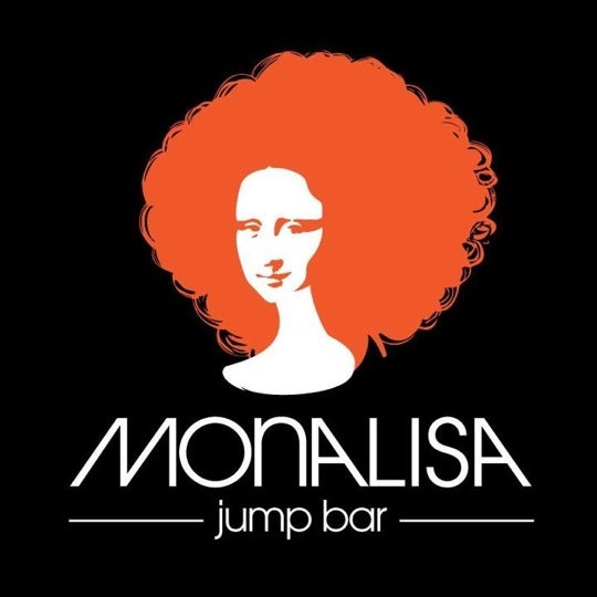 Foto tirada no(a) Monalisa Jump Bar por Brian N. em 4/24/2012