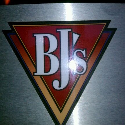 Foto tirada no(a) BJ&#39;s Restaurant &amp; Brewhouse por Olayemi O. em 8/21/2011