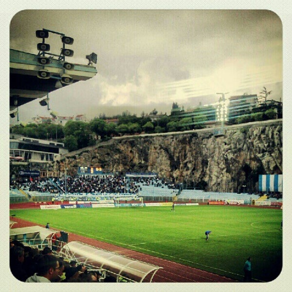 Das Foto wurde bei NK Rijeka - Stadion Kantrida von Josko J. am 8/14/2012 aufgenommen