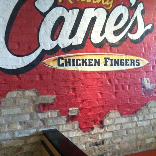 9/3/2012にDawnielle F.がRaising Cane&#39;s Chicken Fingersで撮った写真