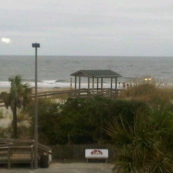 Best Seafood Buffet on Tybee!!!  Great price and great view of the ocean.